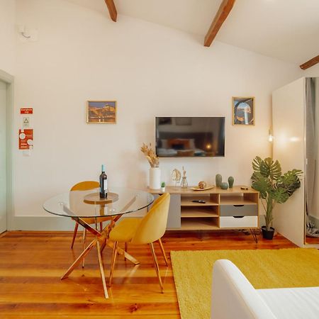 Downtown Suites By Vacationy Porto Ngoại thất bức ảnh