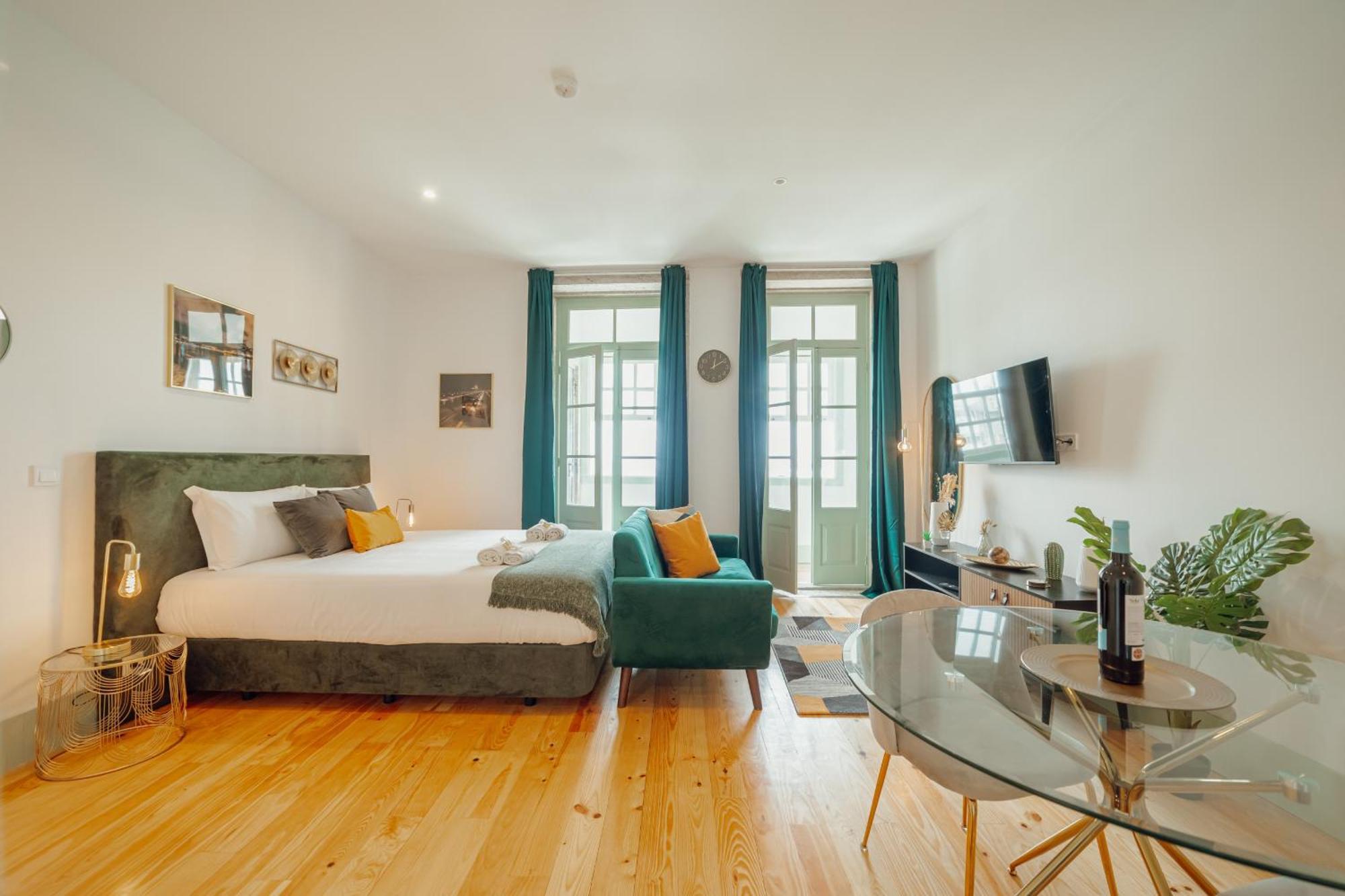 Downtown Suites By Vacationy Porto Ngoại thất bức ảnh