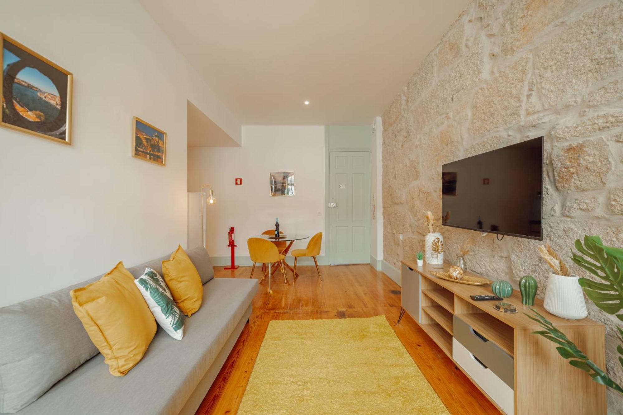 Downtown Suites By Vacationy Porto Ngoại thất bức ảnh